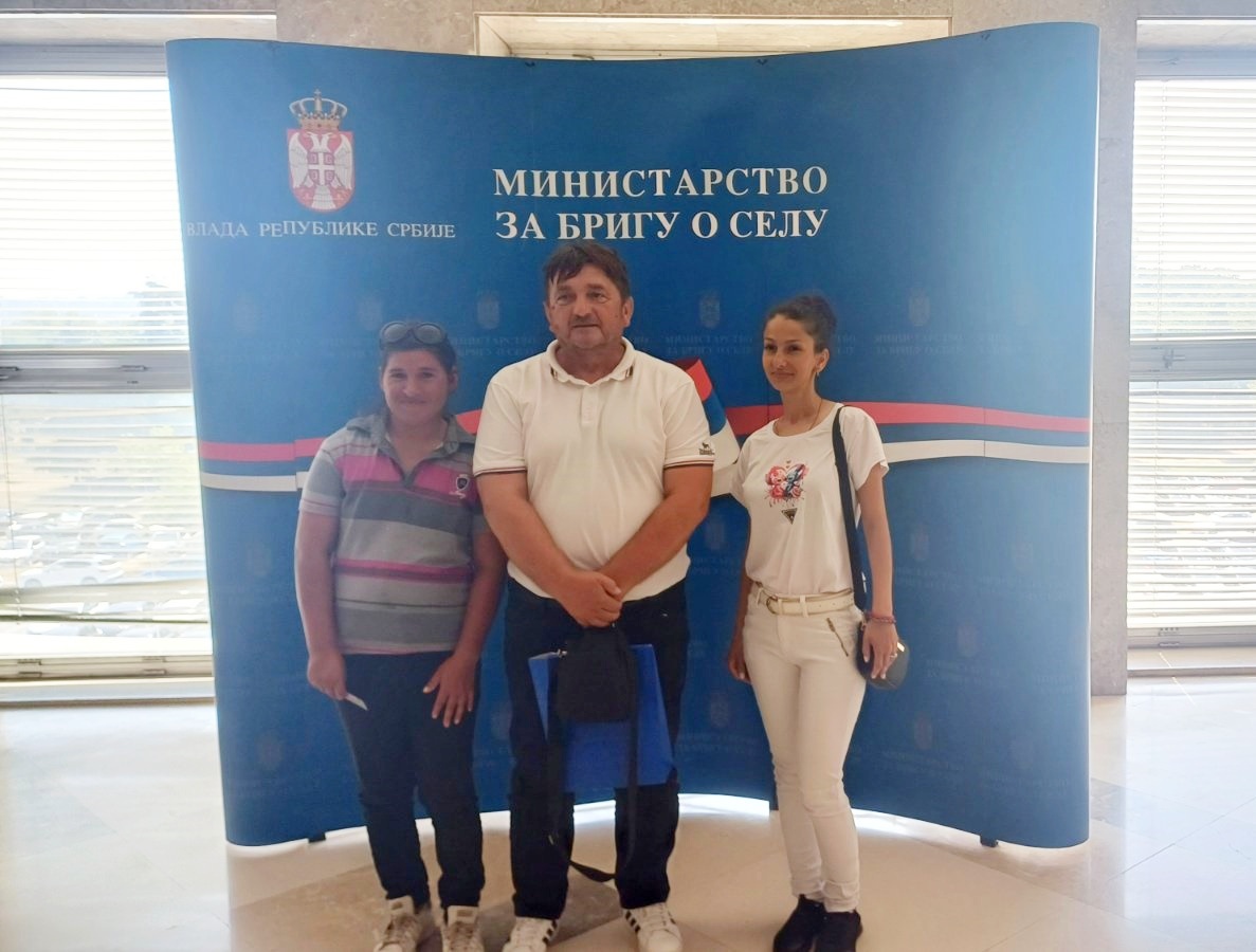 Potpisani ugovori za kupovinu seoskih kuća