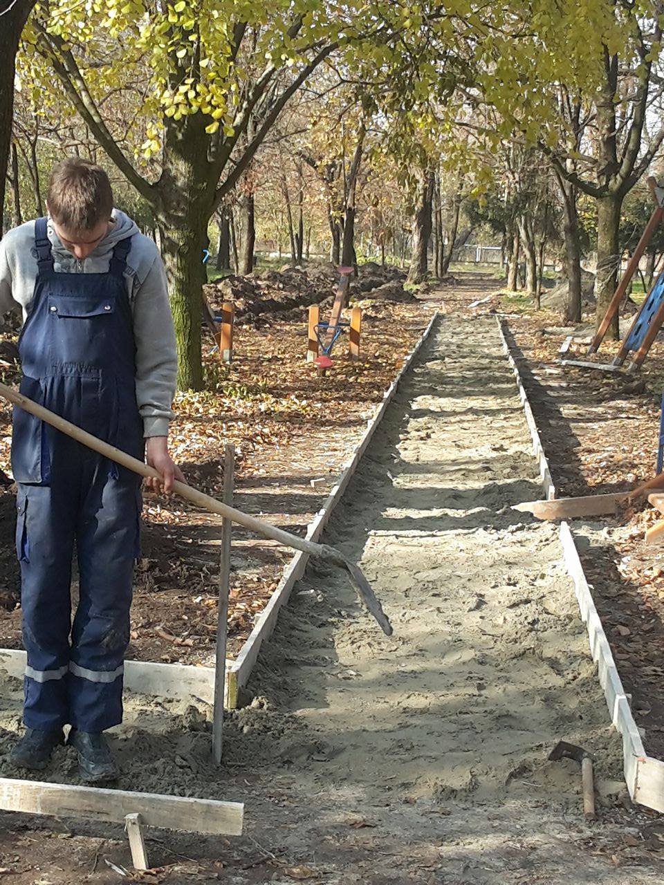 U TOKU: PROJEKAT „ZA NAŠ LEPŠI PARK“ U BANATSKOM VIŠNJIĆEVU