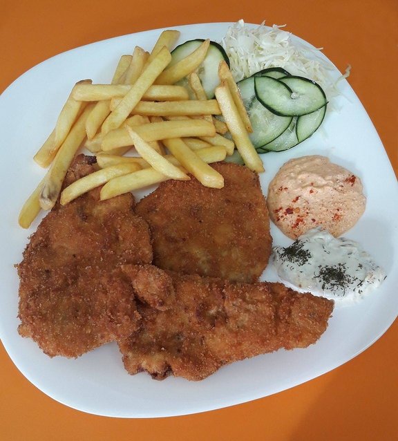 SAVRŠENA KOMBINACIJA: Belo meso i pomfrit