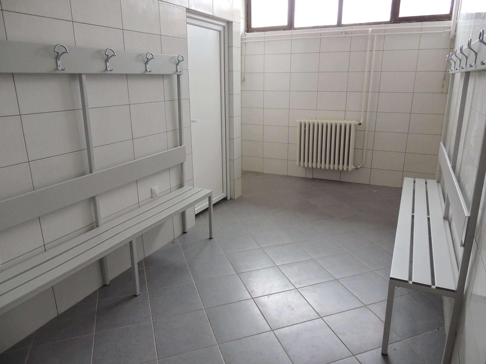 U OSNOVNOJ ŠKOLI „SVETI SAVA“ ZAVRŠENA SANACIJA SVLAČIONICA