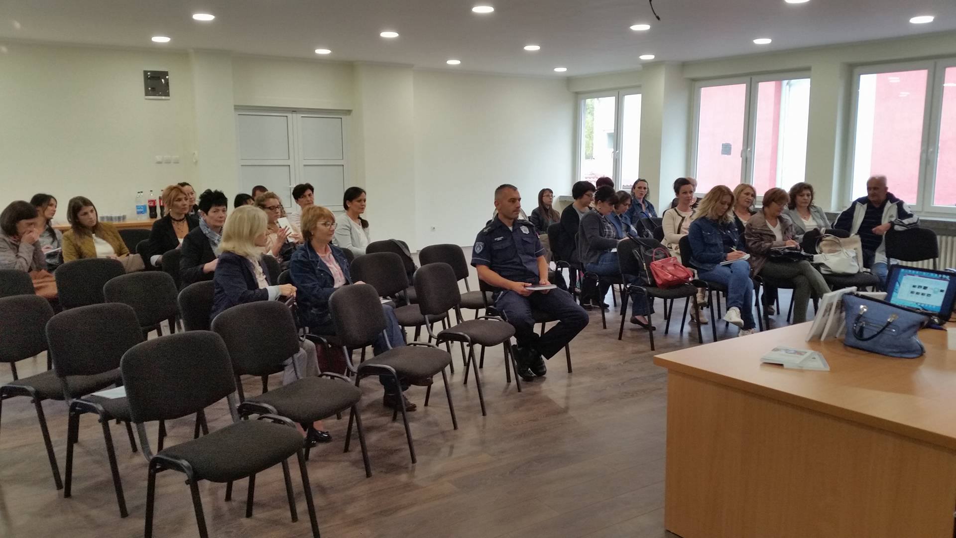 RADIONICA NA TEMU – MALOLETNIČKA DELINKVENCIJA SA OSVRTOM NA VRŠNJAČKO I DIGITALNO NASILJE