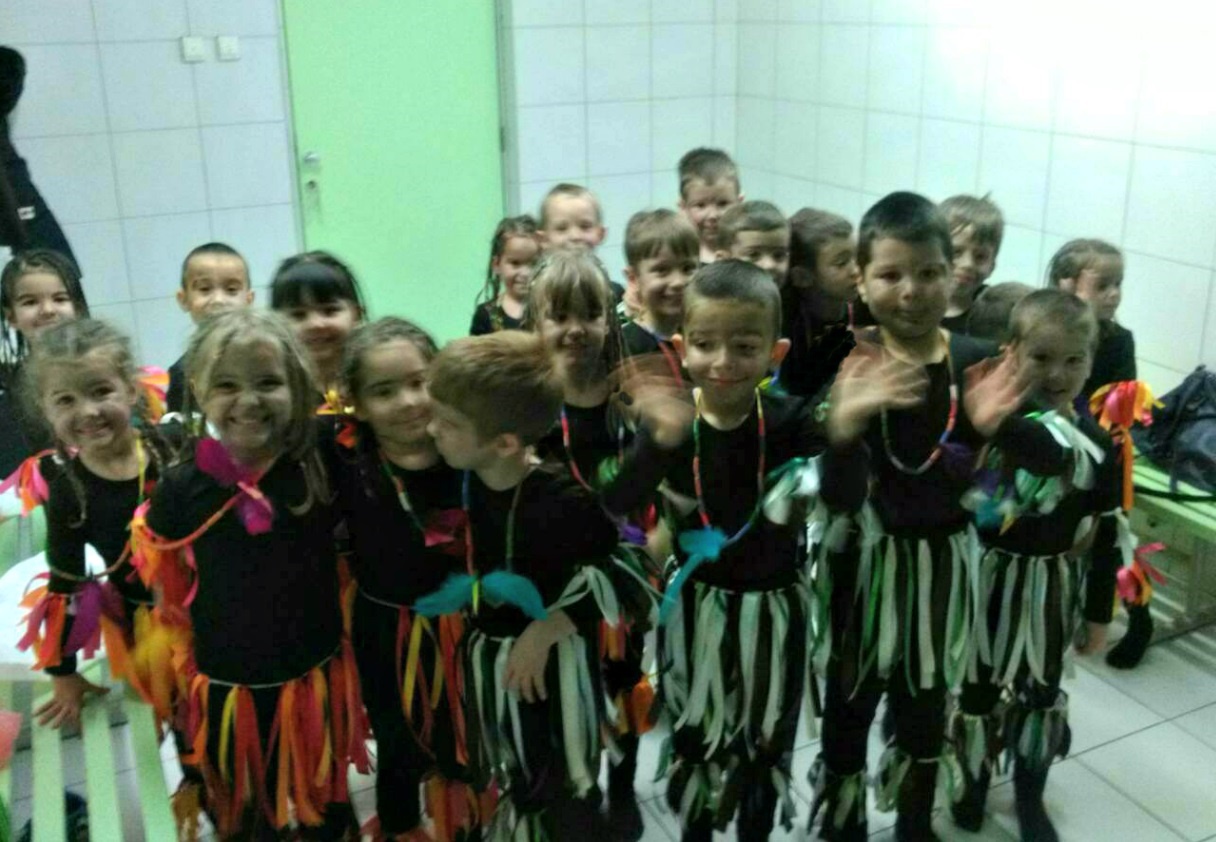MALIŠANI VRTIĆA IZ ŽITIŠTA PLESALI U DUHU ZULU PLEMENA