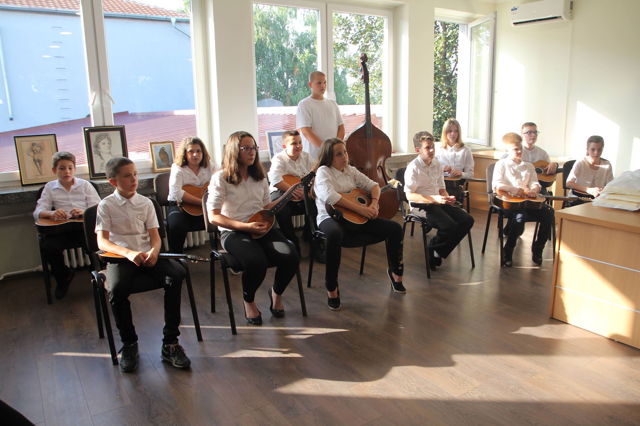 NOVA GENERACIJA TAMBURAŠKOG ORKESTRA IZ ŽITIŠTA
