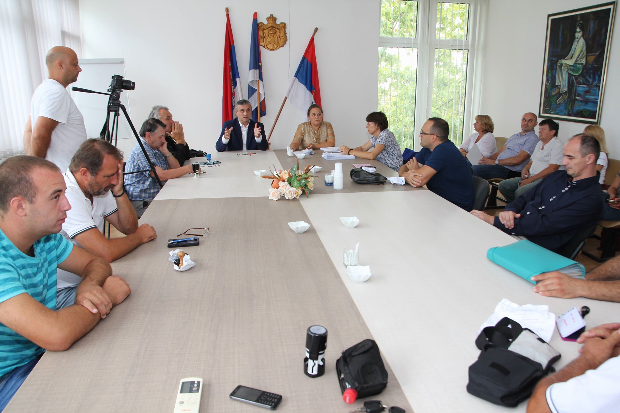 Na javnim radovima angažovano 35 nezaposlenih lica