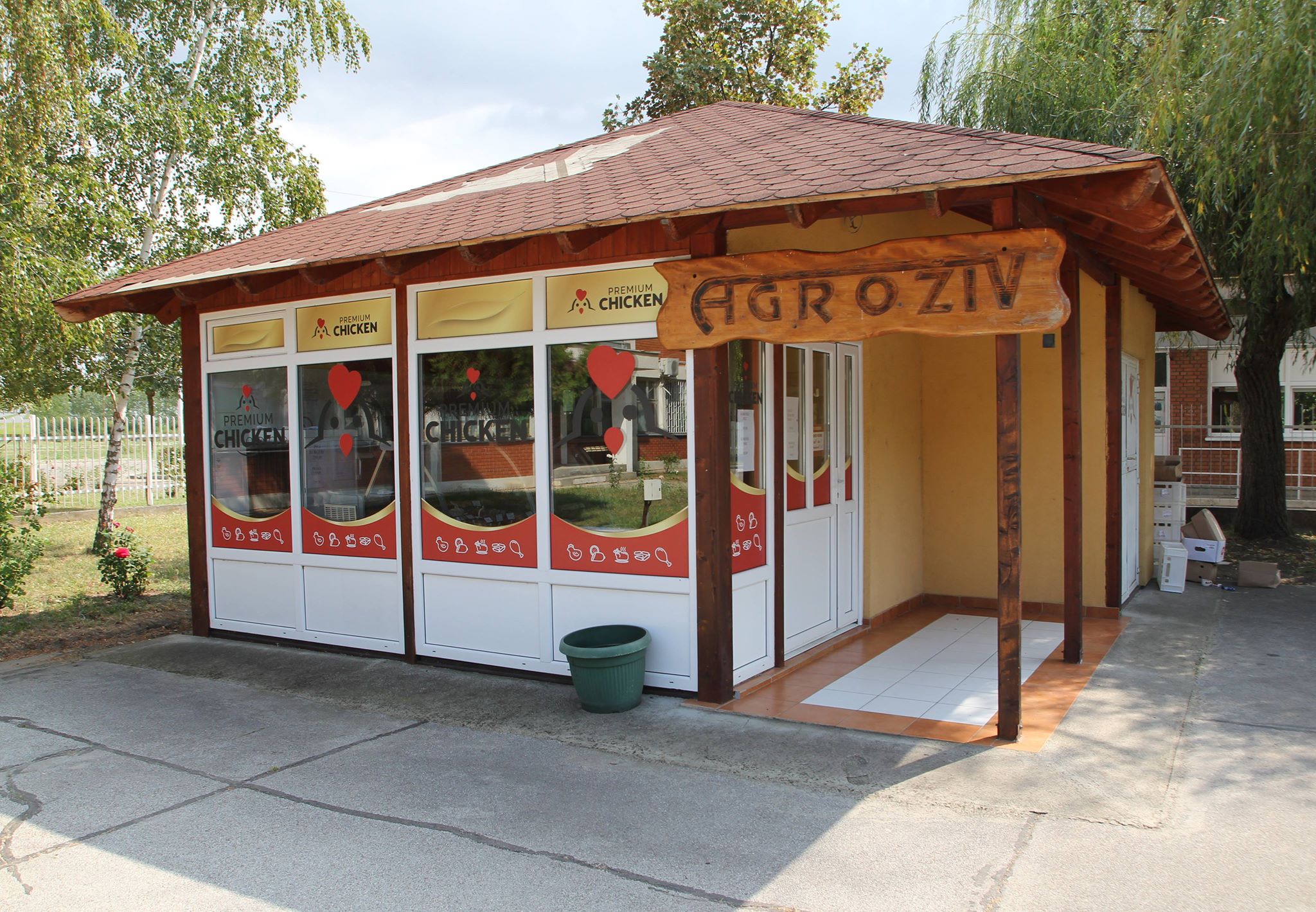 Premium Chicken nudi veoma povoljne cene pileće mesa