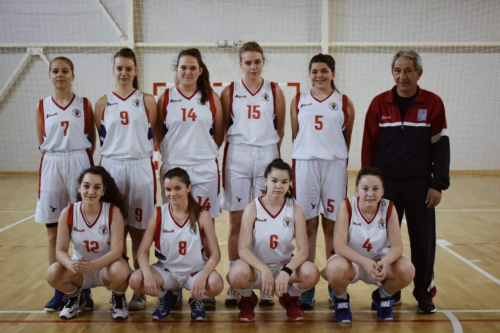 Igraju iz ljubavi prema košarci, klubu i selu