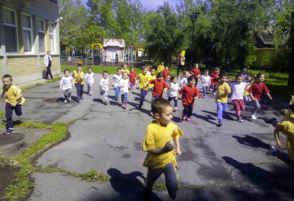 Mališani vrtića trčali dvadesetdeveti kros RTS-a