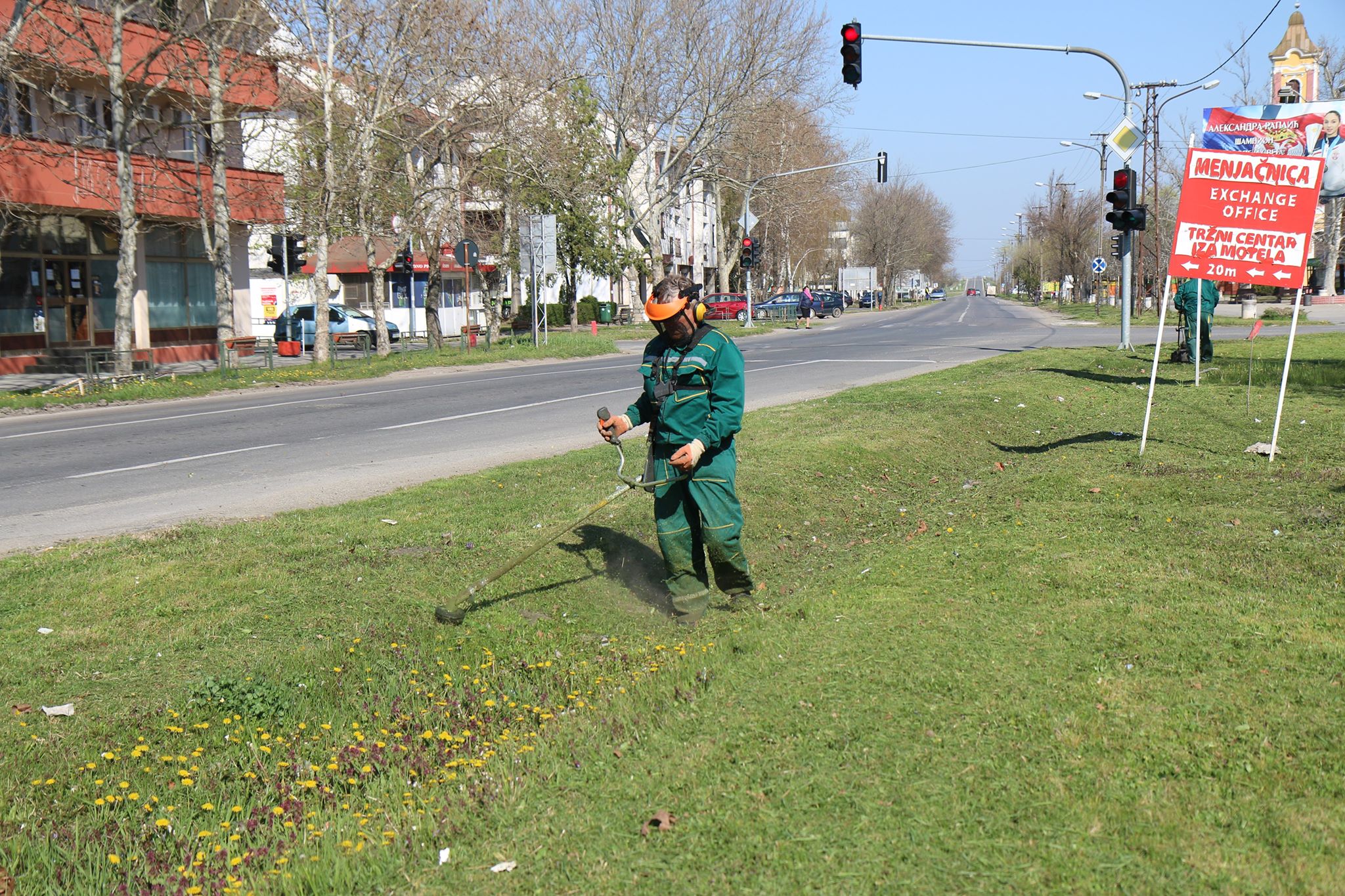 Počela sezona održavanja zelenih površina