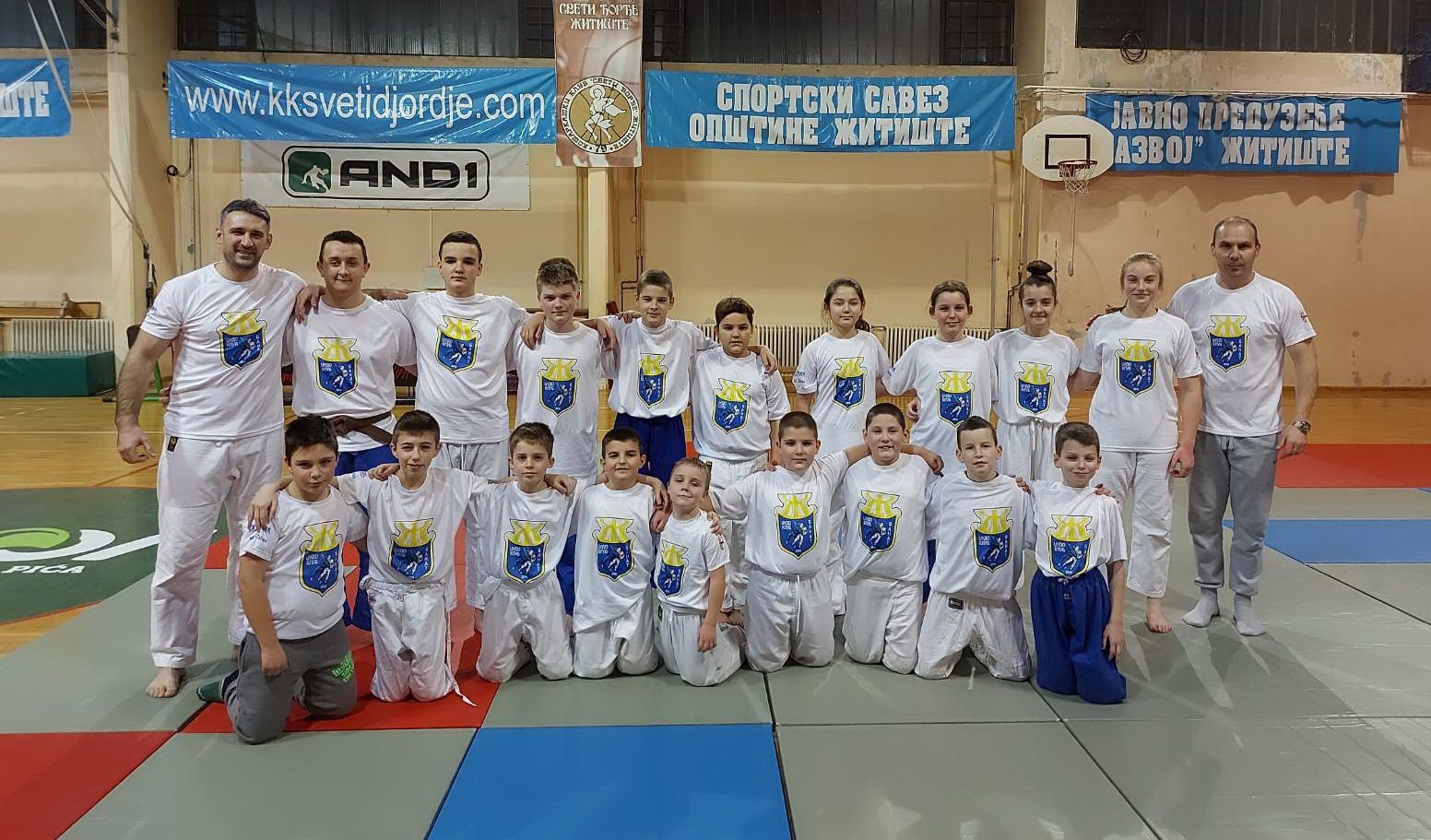 Džudisti Banata su se opremili novim majicama