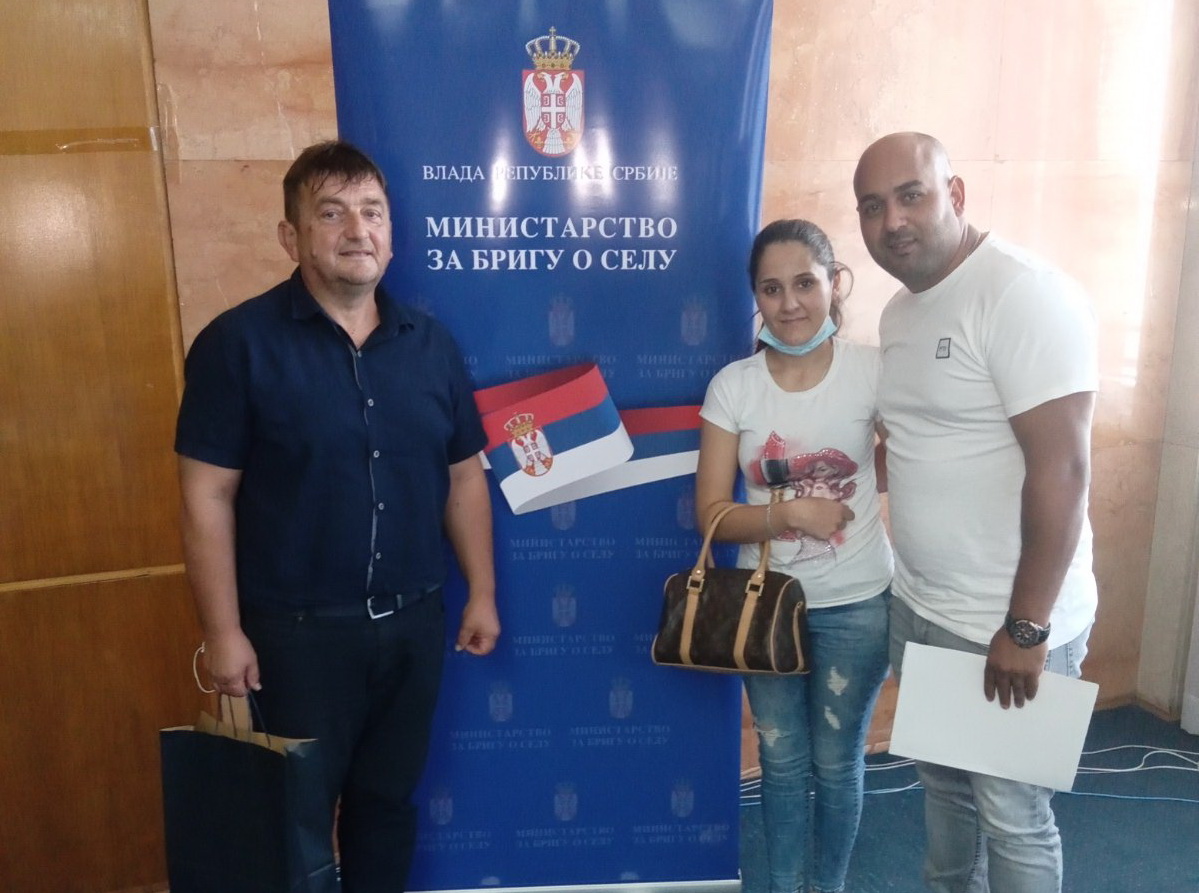 Potpisani ugovori za kupovinu seoskih kuća