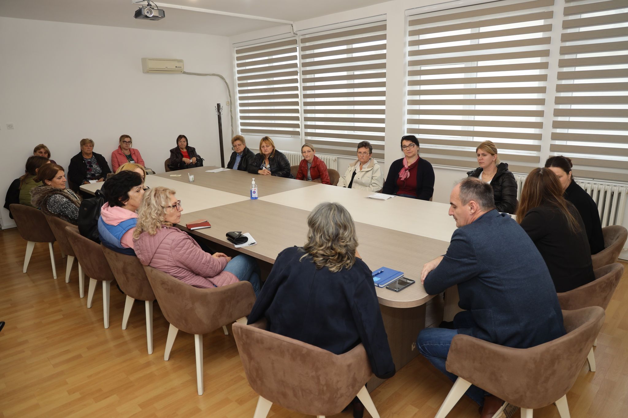 Raspisan konkurs za ekonomsko osnaživanje žena u 2023. godini