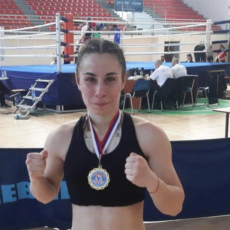 Zorana Nikolić šampion Srbije u kik boksu