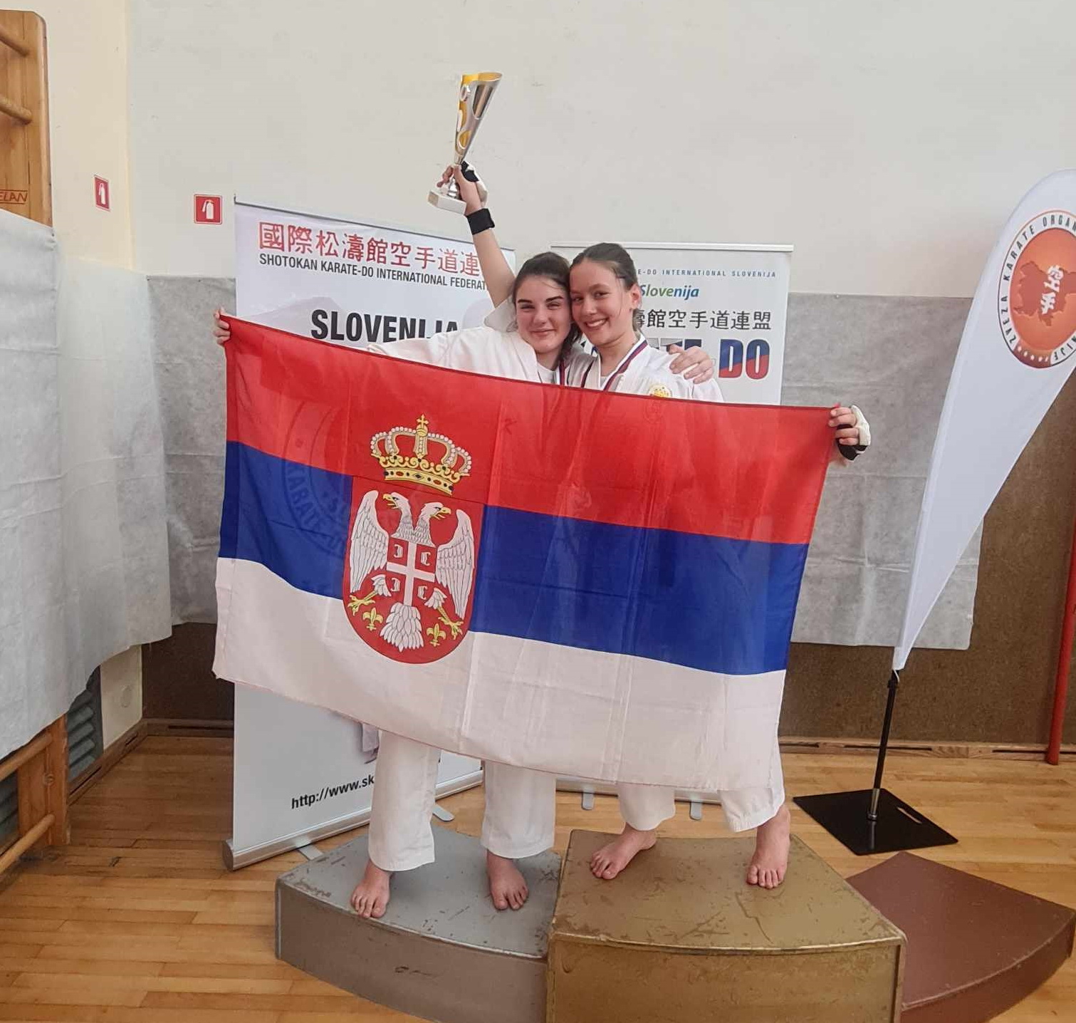Helena zlatna u Sloveniji