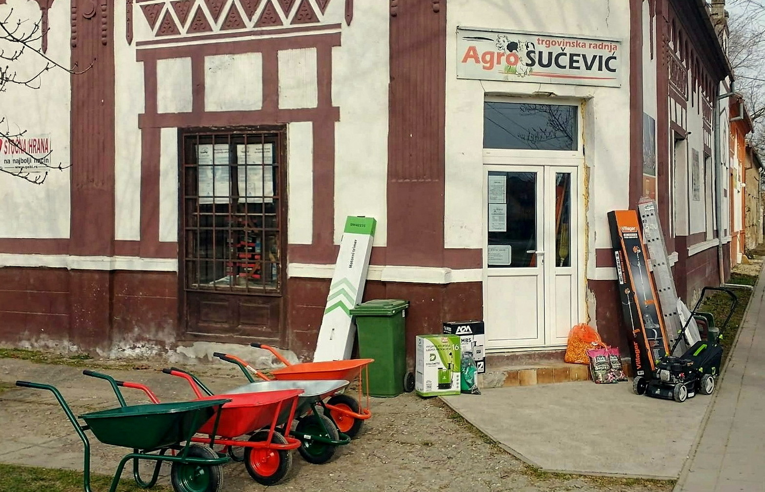 “AgroSučević“ Žitište – Od početka marta vrši upis pilića, koka nosilja, ćurki, pačića, guščića