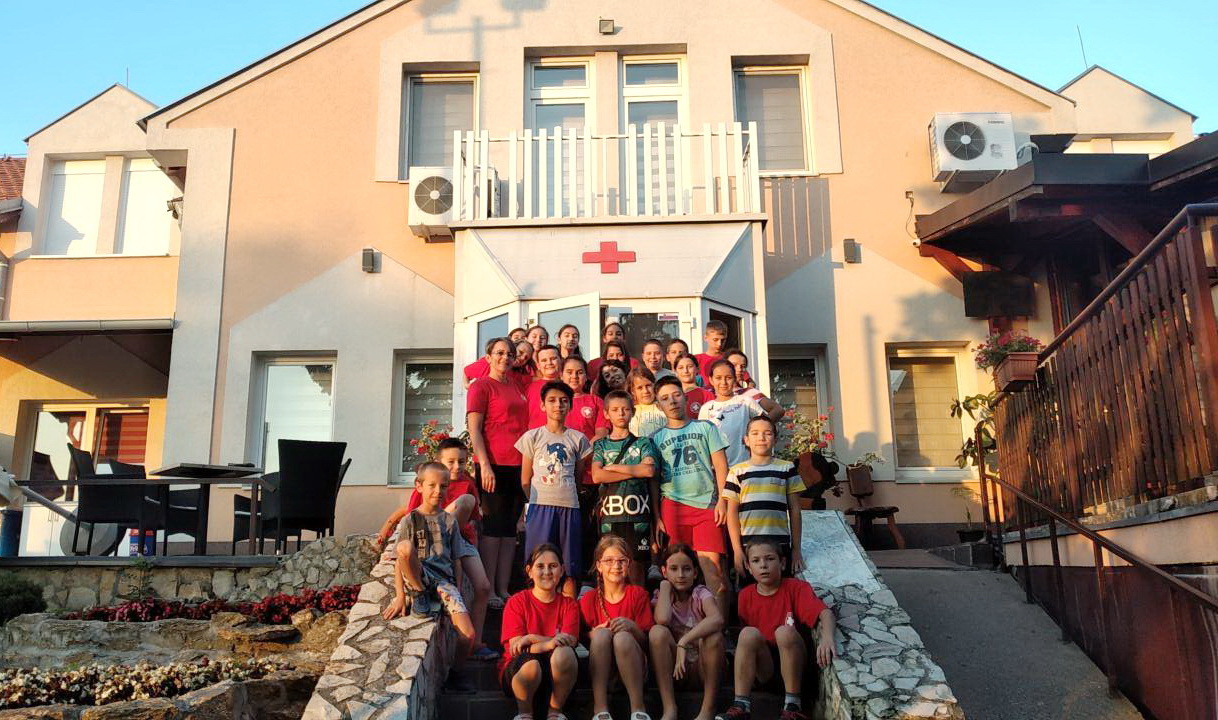 Deca se vratila sa odmora iz odmarališta Crvenog krsta