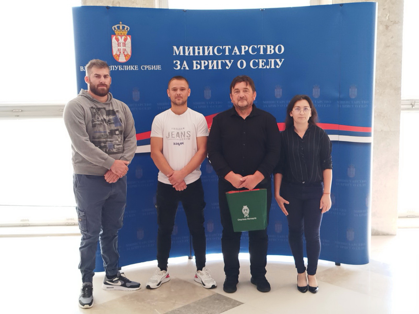 Potpisani ugovori za kupovinu seoskih kuća